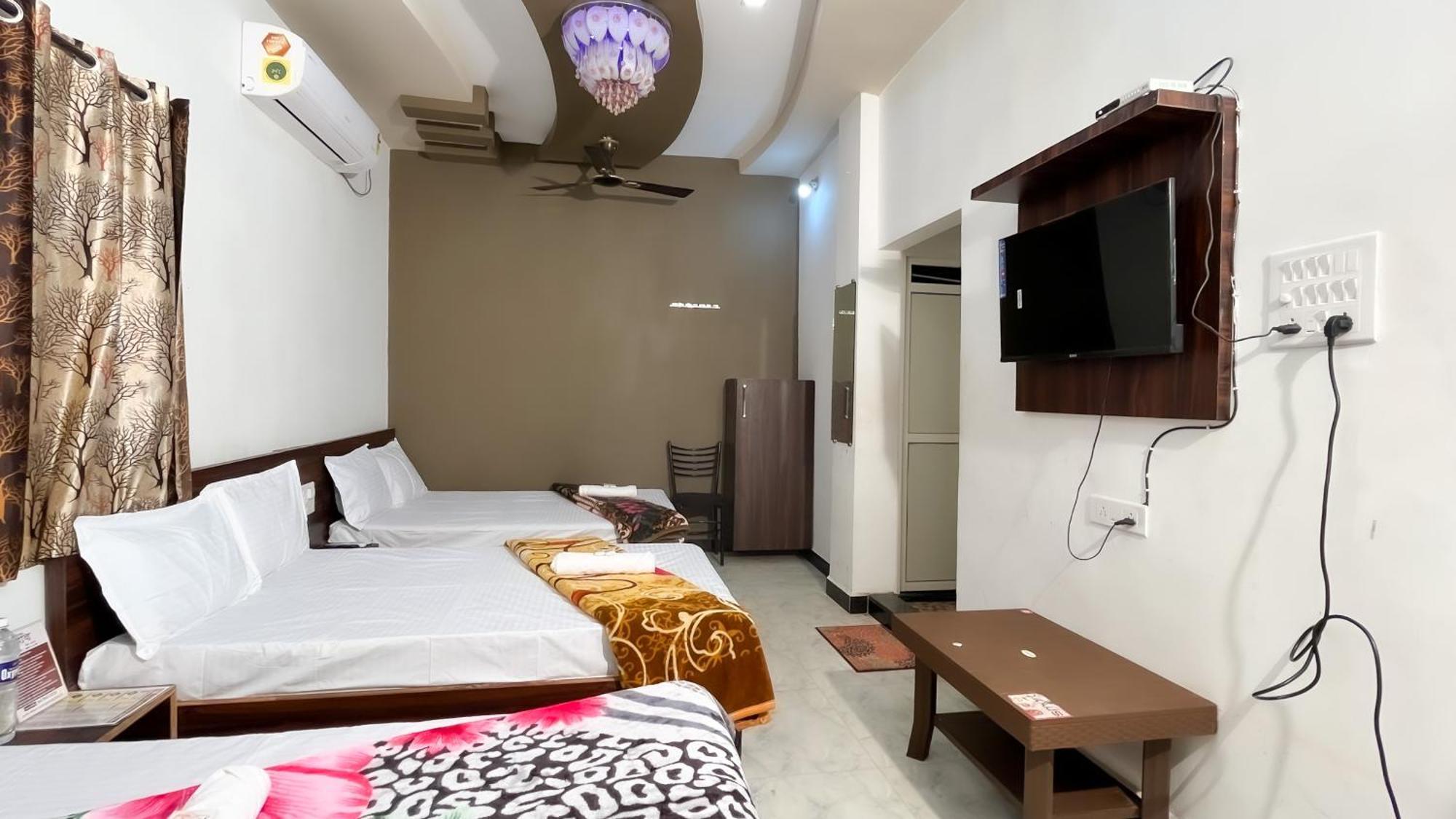 Hotel Rudraksh Ujjain Exterior foto